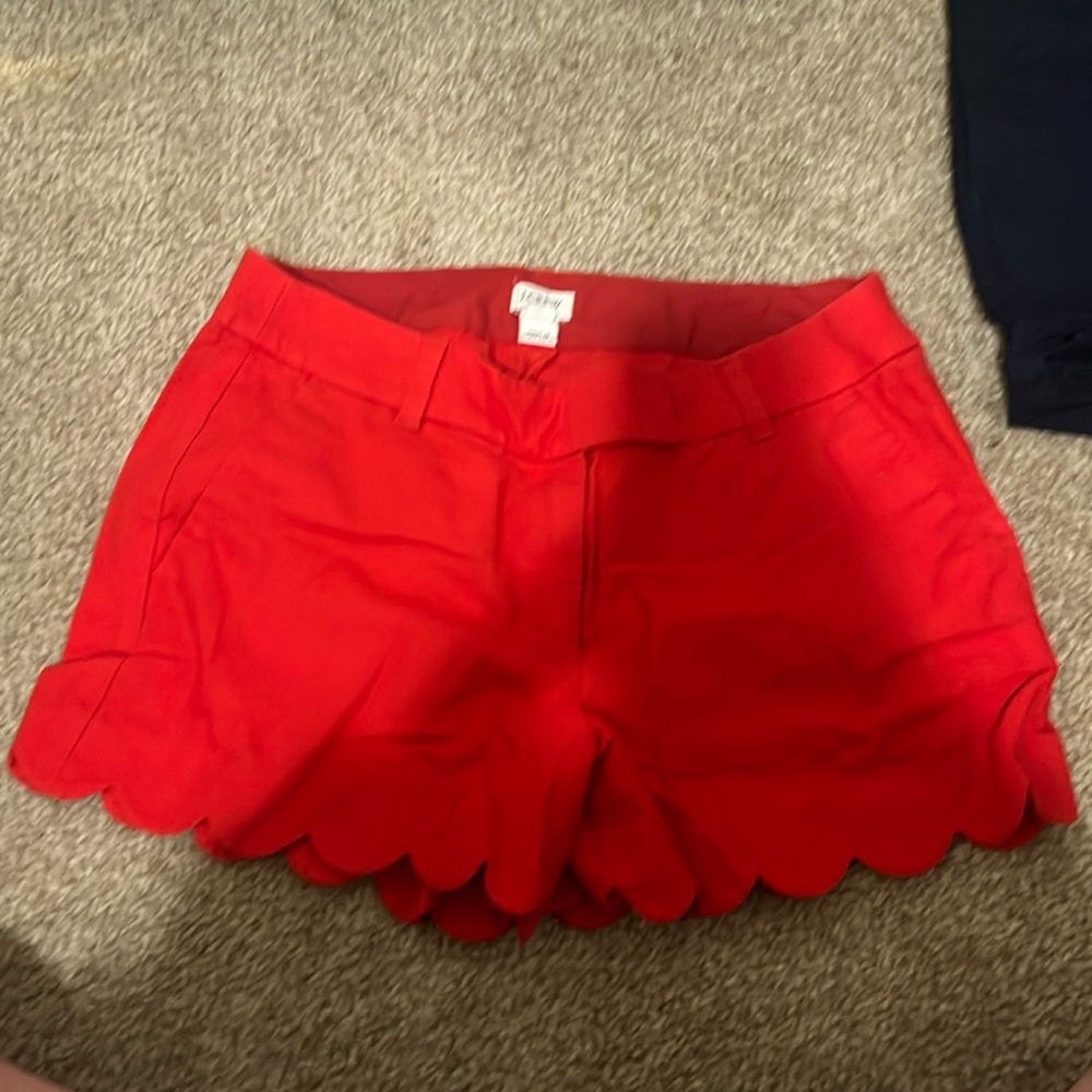 Red scalloped hem shorts J. Crew sz 8
